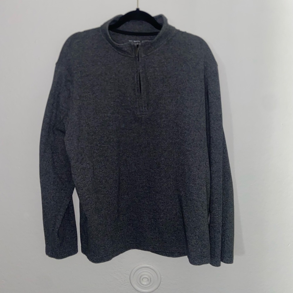 Grey charcoal quarter zip Sherpa longsleeve outdoor sweater collared casual wear
